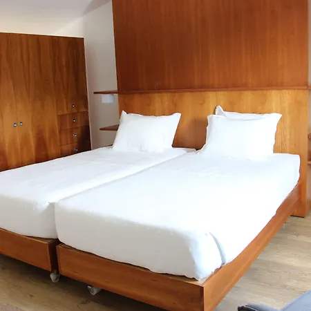 Anc 4* Caloura